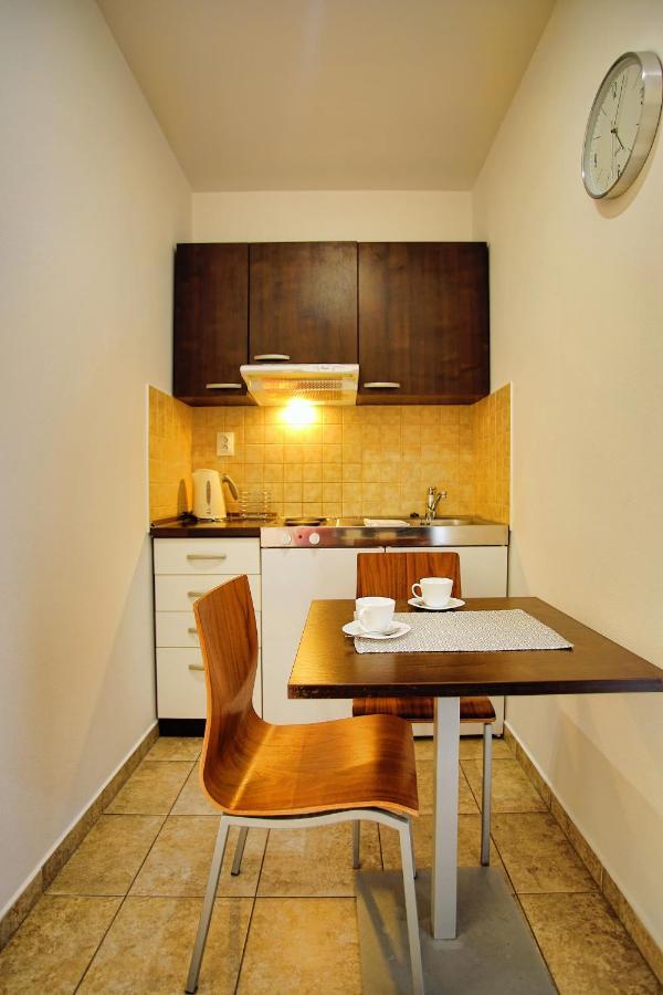 Apartman Studio Lux S Terasou Harmony V Thermal Parku Besenova S Vyhladom Na Bazeny Екстериор снимка